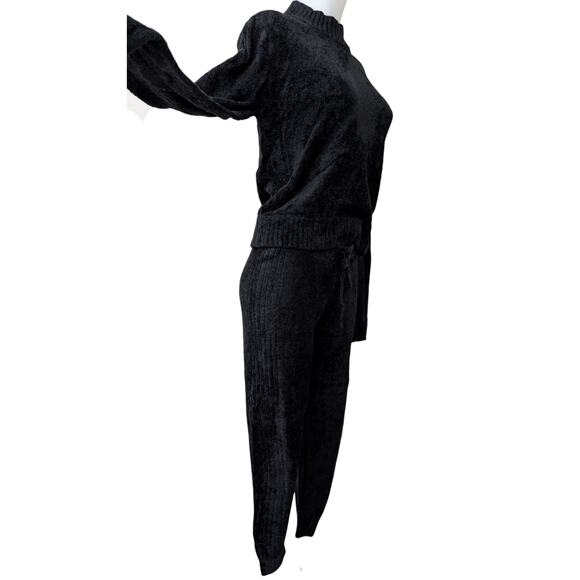 Spiritual Gangster Chenille Love Set - Picture 3 of 16